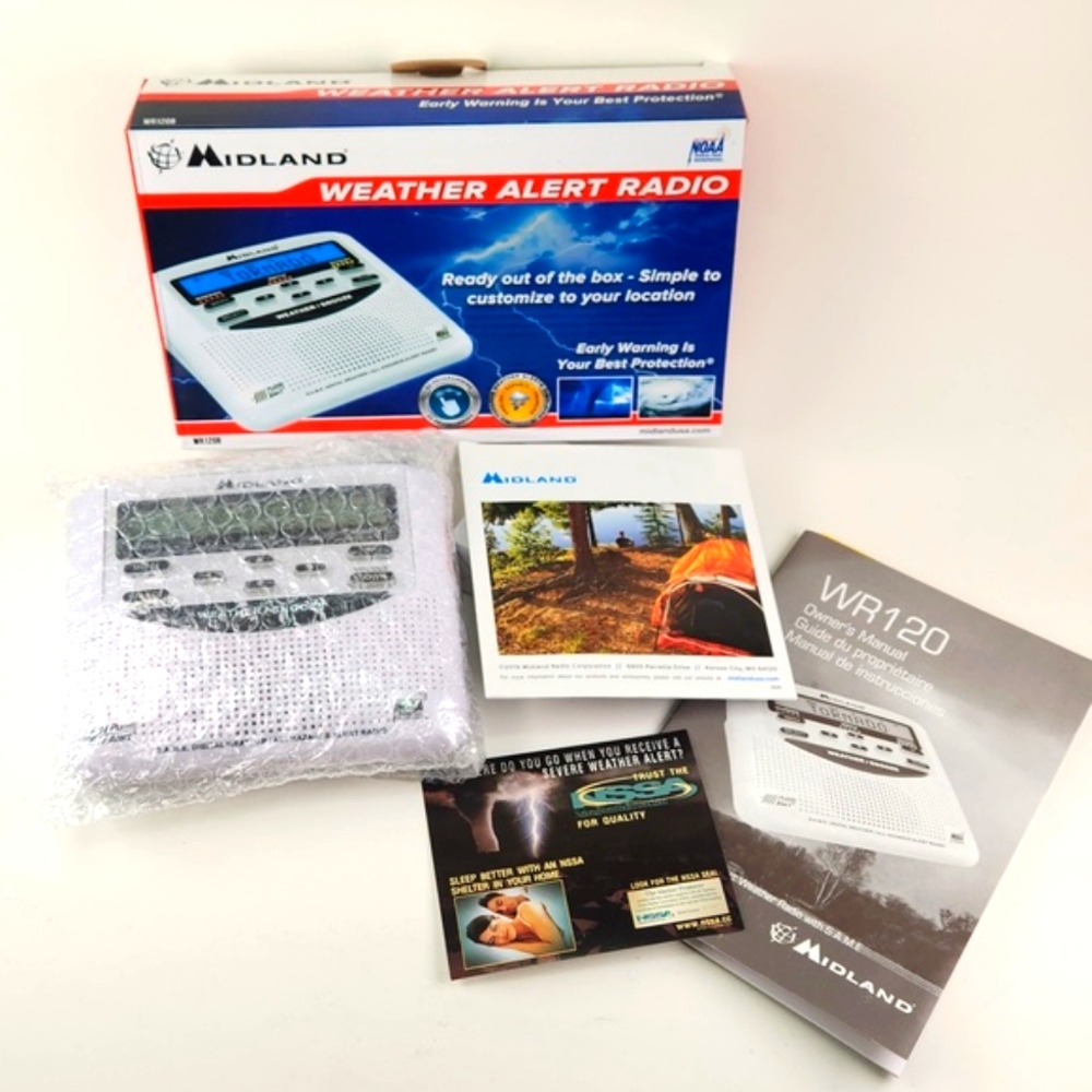 MIDLAND Weather Alert Radio WR 120EZ In Box W/ Accessories